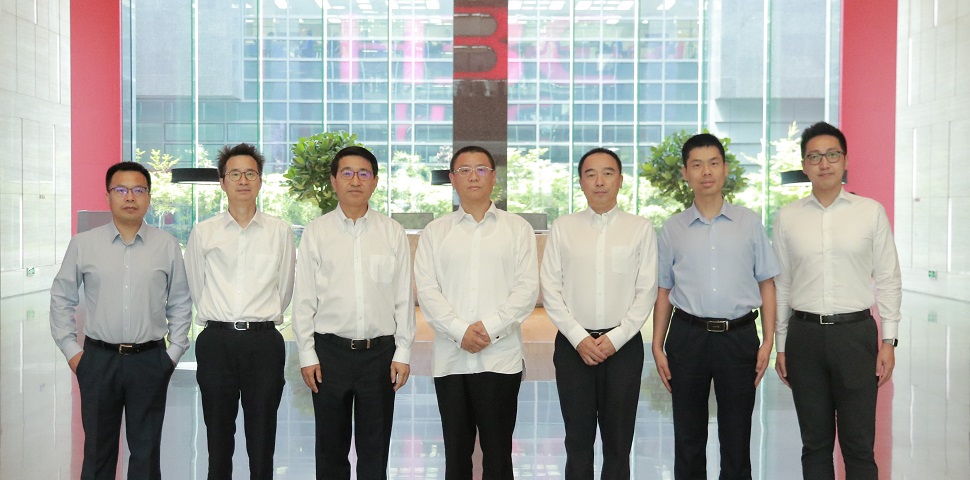 w66给利老牌集团董事长李滨调研考察新华三：发挥整体优势，携手共创美好未来